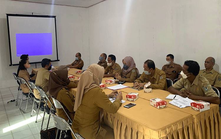 DPMPTSP Kabupaten Seruyan Gelar Kegiatan?Focus Group Discussion