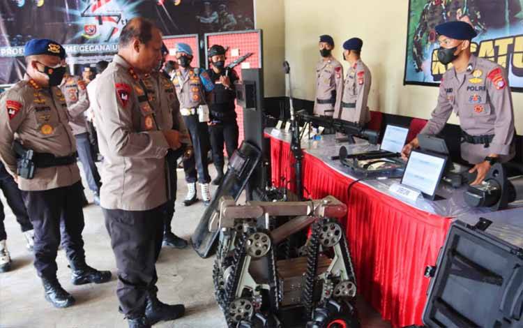 Kapolda Kalteng Cek Sarpras Detasemen Gegana