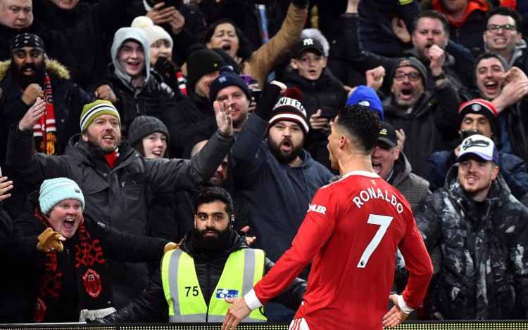 Manchester United Tekuk Brighton & Hove Albion 2 Gol Tanpa Balas