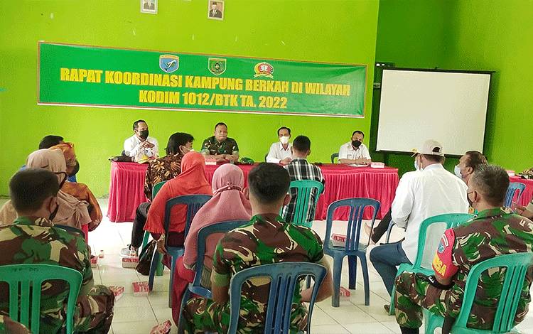 Dandim Buntok Pimpin Rakor Kampung Berkah di Desa Sibung