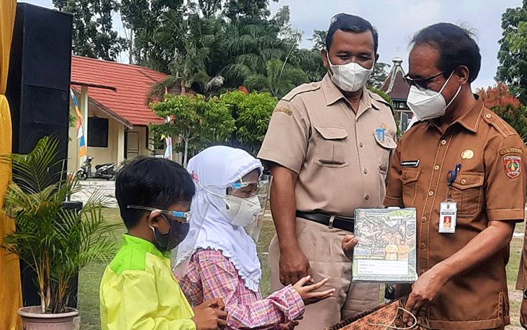 Kasus Covid-19 Meningkat di Kobar, Sekolah Diintruksikan PTM Terbatas 50 Persen