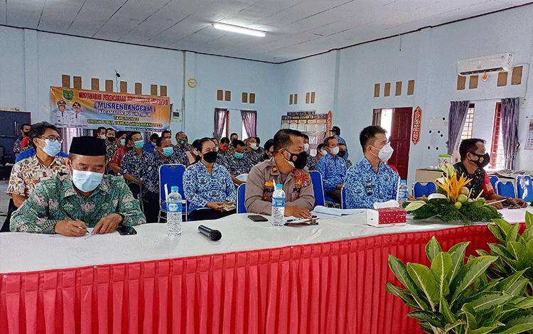 218 Usulan Diajukan Desa dan Kelurahan di Kecamatan Dusun Timur