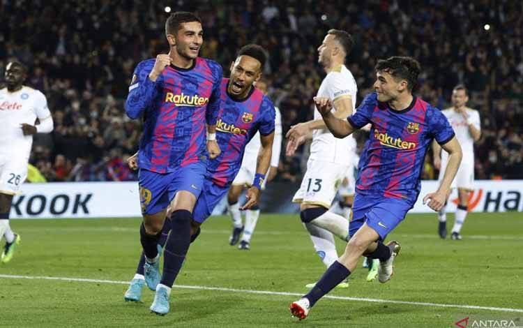 Penalti Ferran Torres Selamatkan Barcelona dari Kekalahan Lawan Napoli