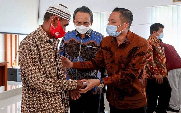 Mensos Risma Pastikan BPNT 2022 Dapat Dicairkan Secara Tunai