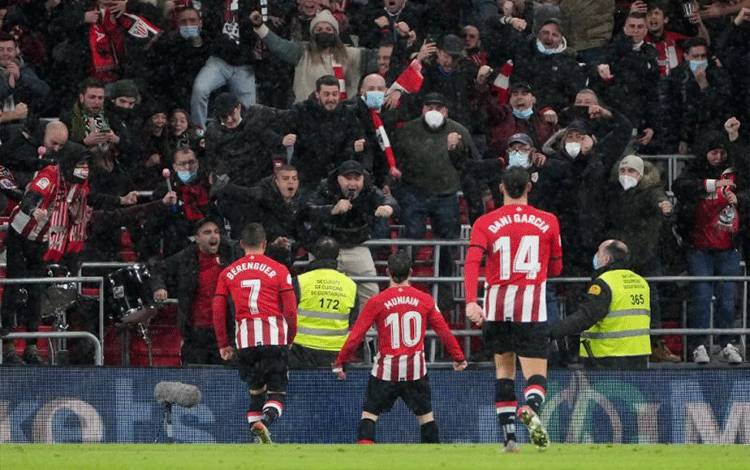 Bilbao Kandaskan Sociedad Dekati Empat Besar