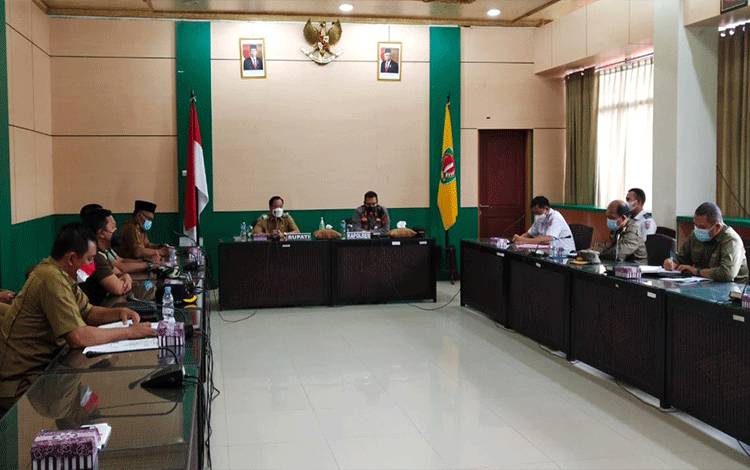 Bupati Katingan Usir Perwakilan CV Berkah Betang Jaya Saat Rapat Kerusakan Jalan