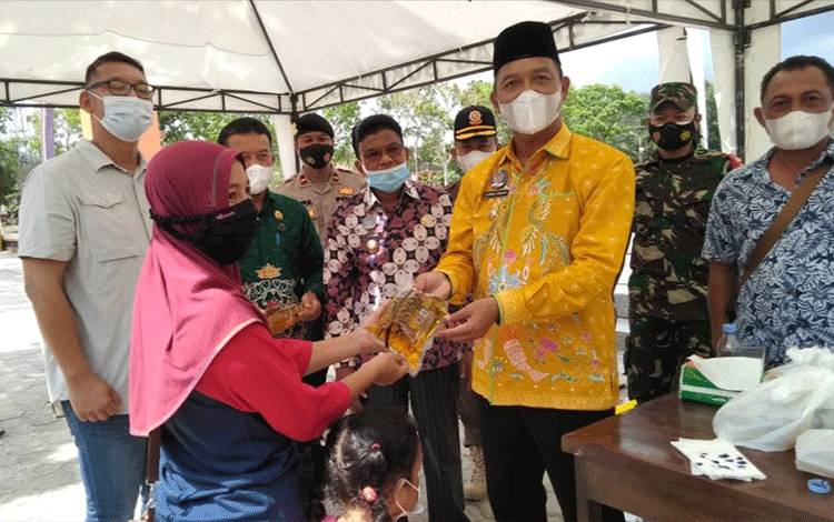 Pemkab Sukamara Sambut Baik Operasi Pasar Minyak Goreng Murah CBI Group