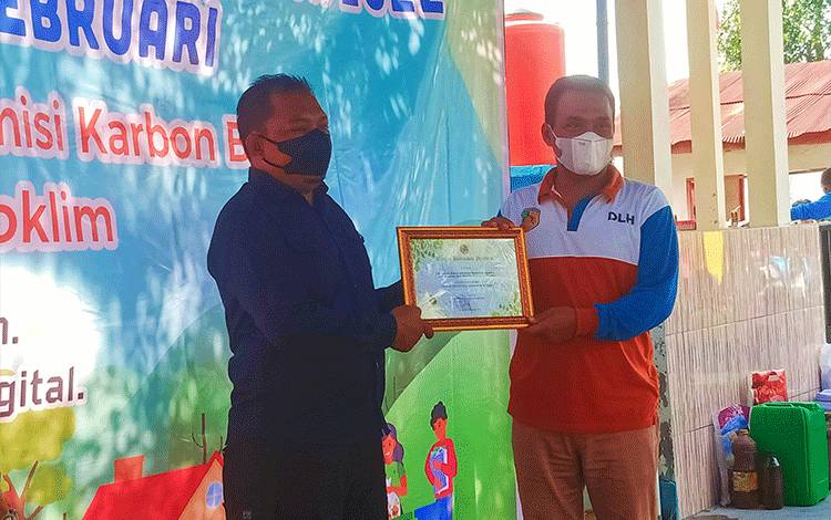DLH Kota Palangka Raya Gelar Aksi Pungut Sampah