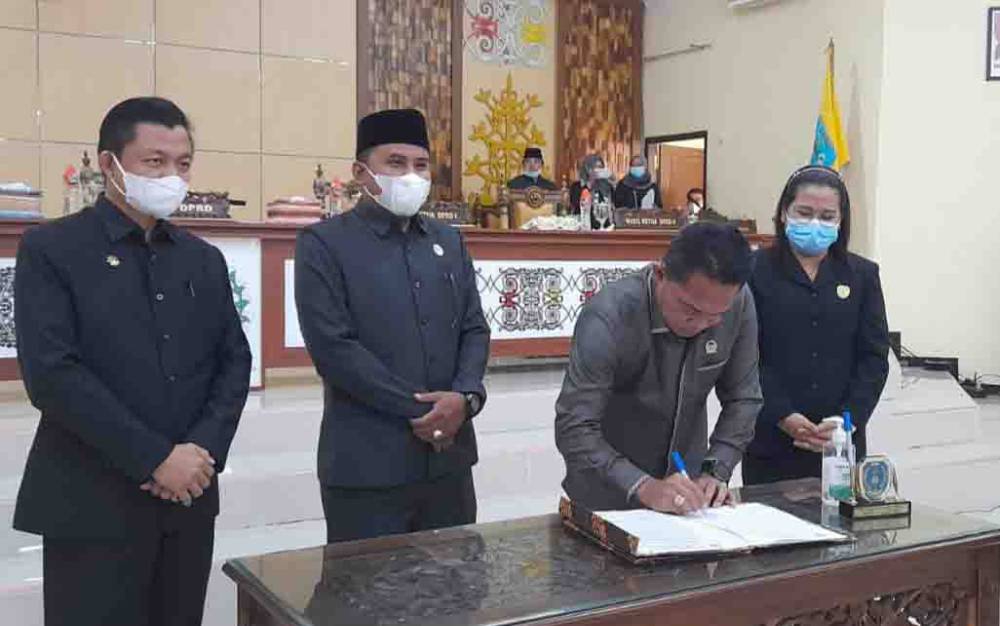 DPRD Lamandau Umumkan Pengunduran Diri M Bashar dari Kursi Pimpinan