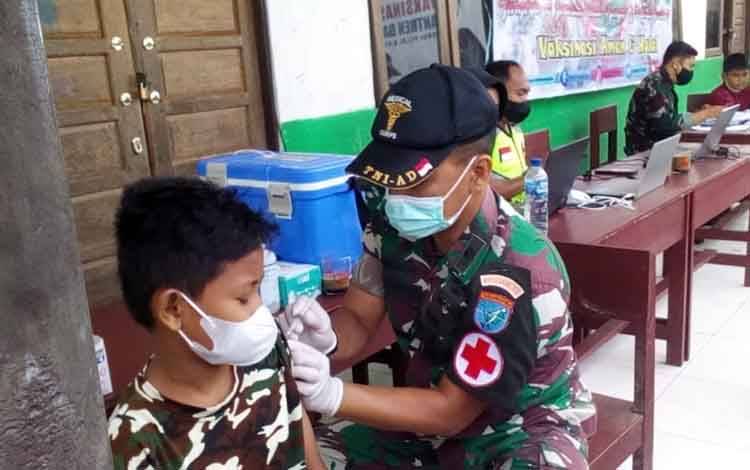 Kodim Palangka Raya Gelar Vaksinasi Mobile di Pondok Pesantren Hidayatul Insan