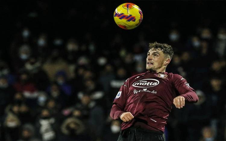 Salernitana Paksa Bologna Seri 1-1