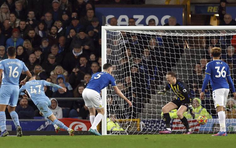 Foden Bawa City Menang Tipis atas Everton