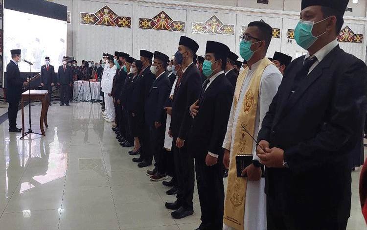 Bupati Geser 110 Pejabat untuk Penyegaran dan Pembinaan