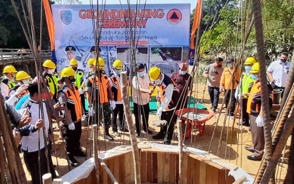 Bupati Lamandau Resmikan Dimulainya Pembangunan Dua Jembatan Senilai Rp 18 Miliar Lebih