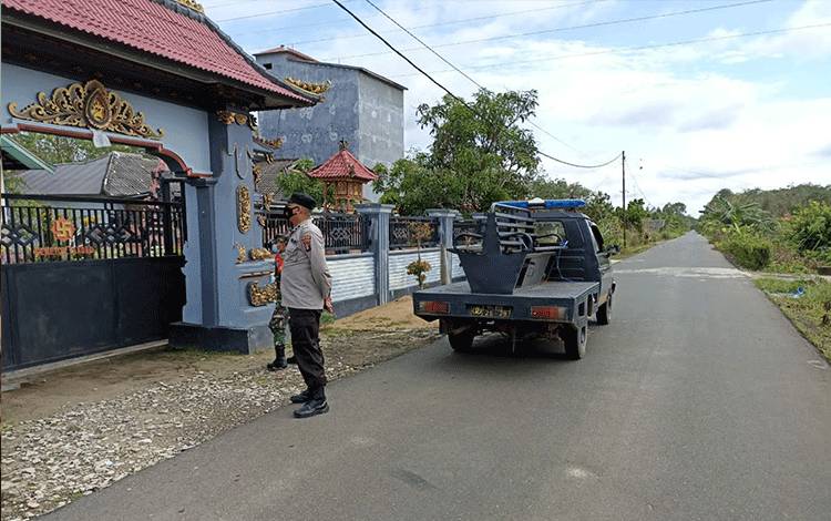 Aparat Gabungan di Basarang Lakukan Patroli Pengamanan Hari Raya Nyepi