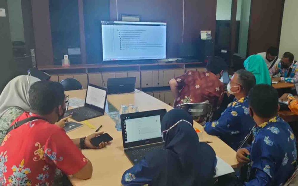 Disarpustaka Kapuas Fasilitasi Asistensi Penggunaan Aplikasi Srikandi