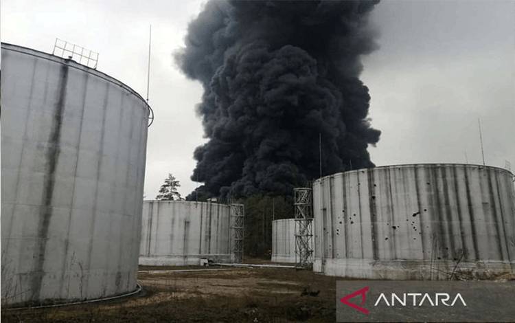 Ukraina: Pertempuran Pecah di Pembangkit Listrik Nuklir Terbesar Eropa
