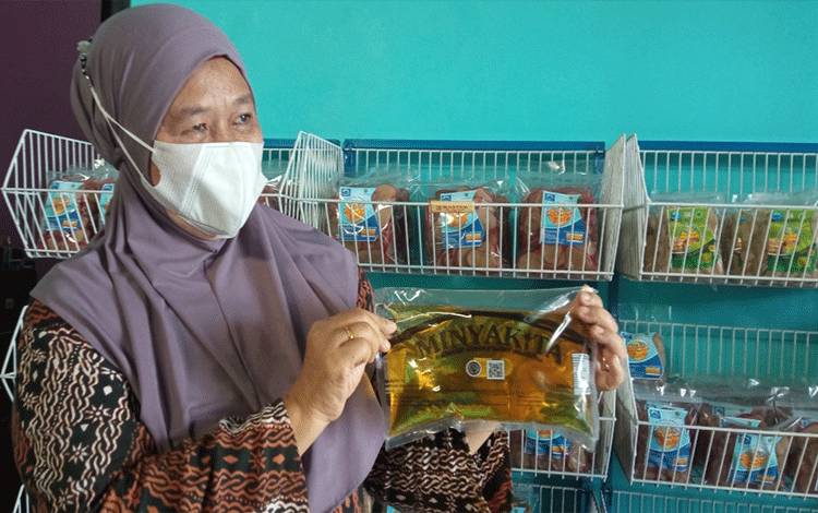 Begini Pendapat Pelaku UMKM Yang Menggunakan Minyak Goreng PT CBU?