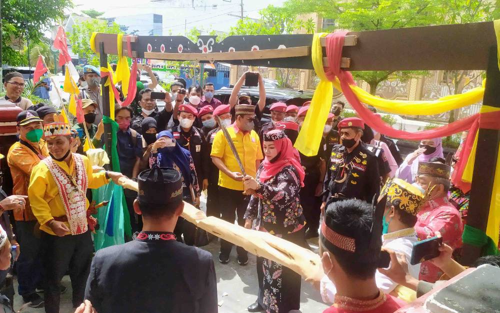 Batamad Harus Jaga Harkat dan Martabat Suku Dayak