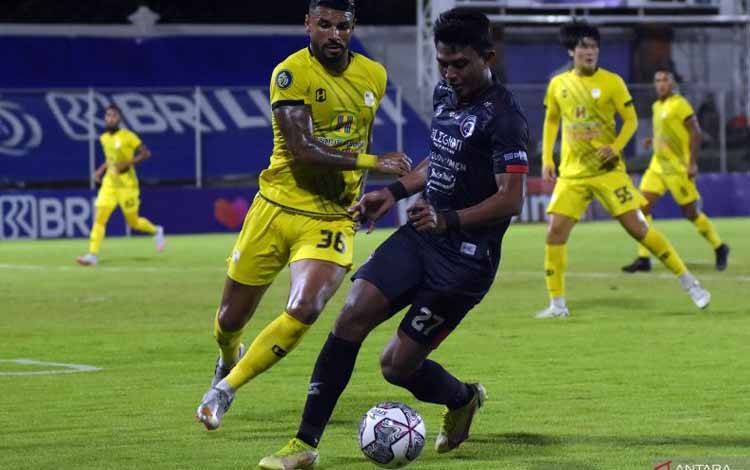 Arema FC kembali ke Jalur Kemenangan Usai Menang atas Barito Putera