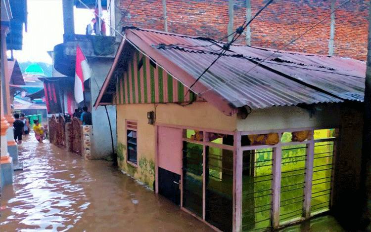 Dua Warga Meninggal Akibat Banjir dan Longsor
