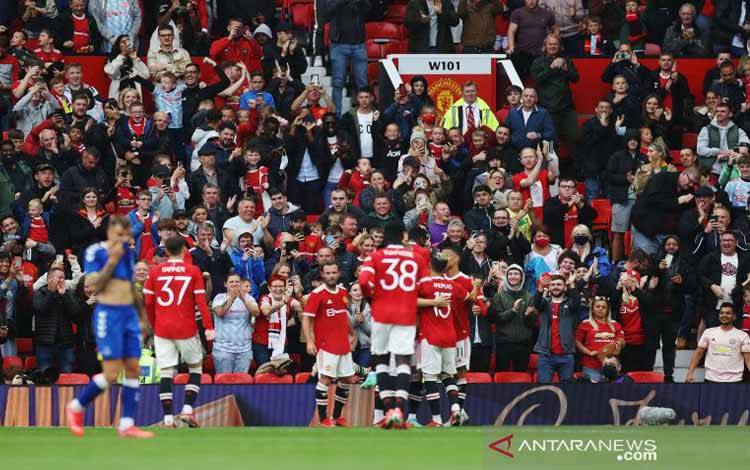 AS Roma Bidik Diogo Dalot dari Manchester United