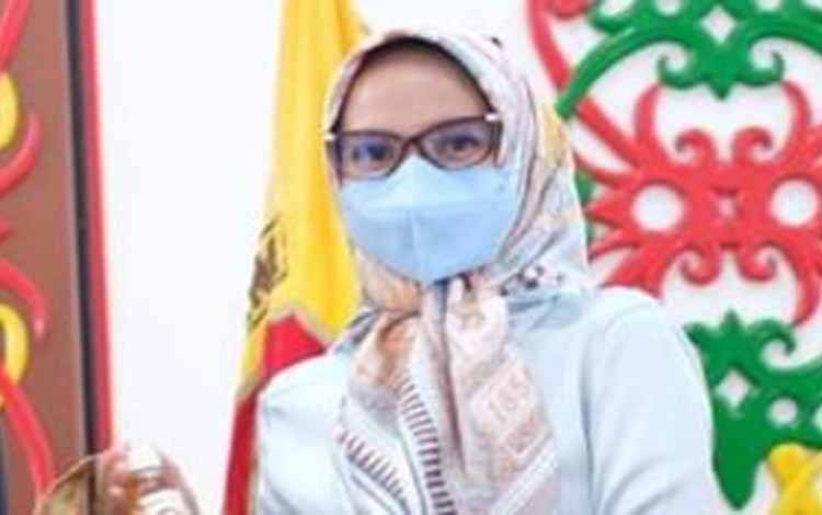 Ketua Dekranasda Kalteng Lakukan Berbagai Inovasi untuk Majukan IKM Lokal