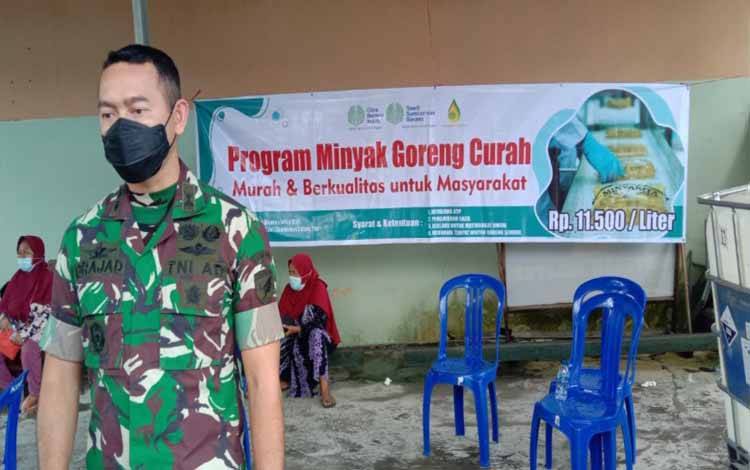 Operasi Pasar Minyak Goreng Murah oleh CBI Group Diapresiasi Dandim 1014 Pangkalan Bun