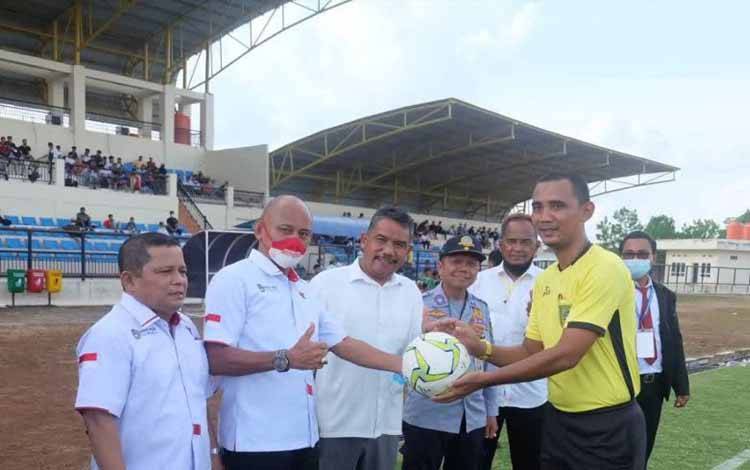 Ketua Umum PSSI Tegur Keras Wasit Liga 3