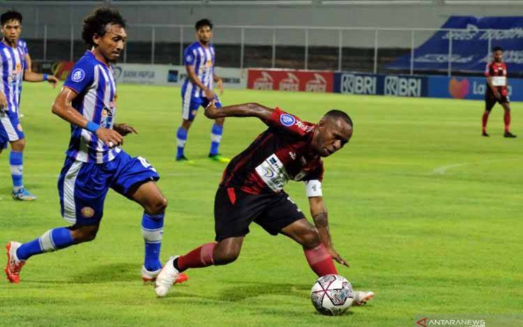 Persipura Bermain Imbang Tanpa Gol Hadapi PSM Makassar