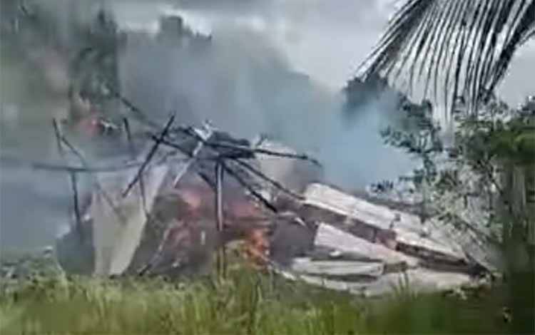 Kebakaran Hanguskan Rumah Warga Desa Baranggau Kapuas Kuala