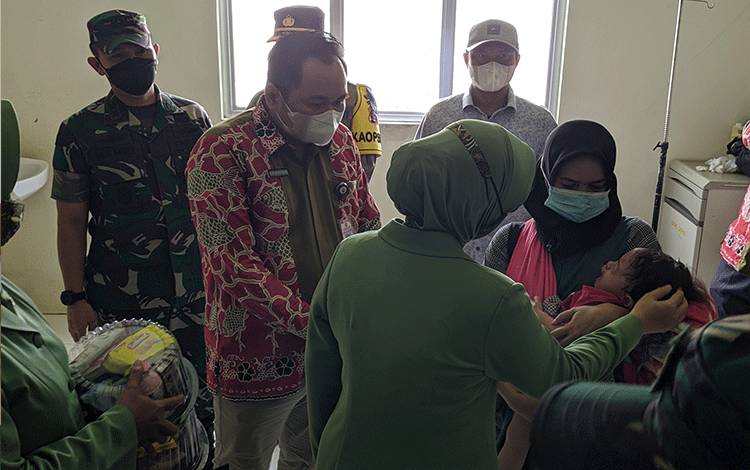 Korem Panju Panjung Gelar Operasi Bibir Sumbing di RSUD dr Murjani Sampit