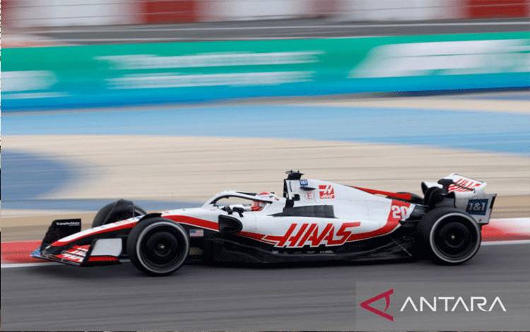 Magnussen Kudeta Sainz sebagai yang Tercepat di Hari Kedua Tes Bahrain