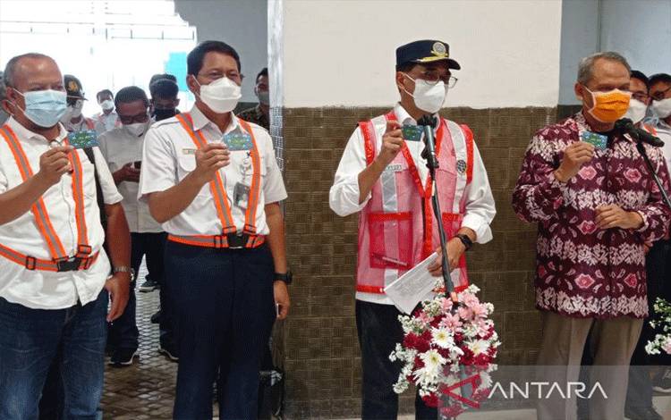 Menteri Perhubungan Pastikan Pengembangan KRL Terus Dilakukan