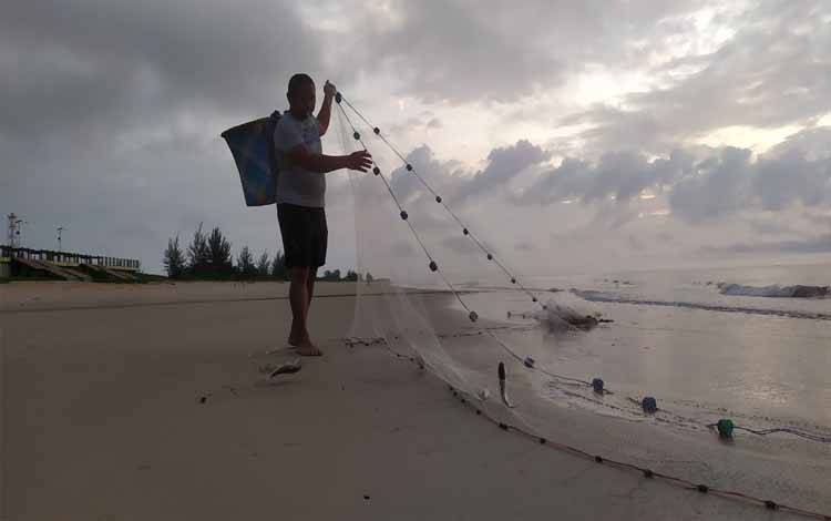 Musim Ikan Belanak, Nelayan Ujung Pandaran Bisa Bawa Pulang Puluhan Kilo Gram