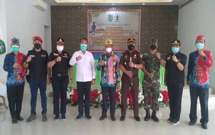 DAD Sukamara Konsultasi Publik Rancangan Peraturan Dewan Adat