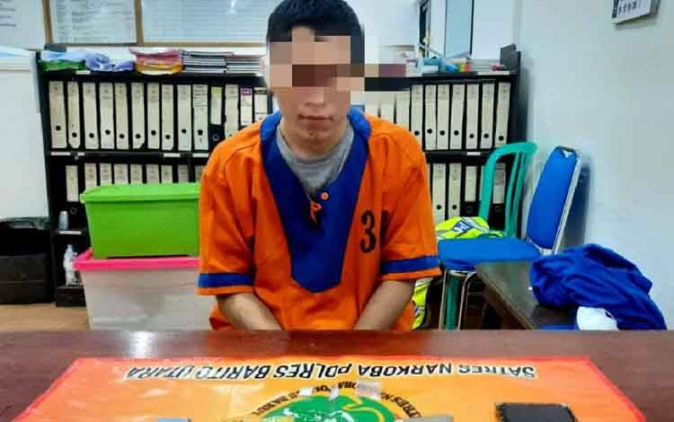 Anggota Satresnarkoba Polres Barito Utara Tangkap Terduga Bandar Sekaligus Pemakai Sabu