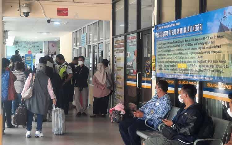 Syarat Antigen dan PCR Dihapus, Penumpang Pesawat di Bandara Iskandar Pangkalan Bun Naik 200 Orang Perhari