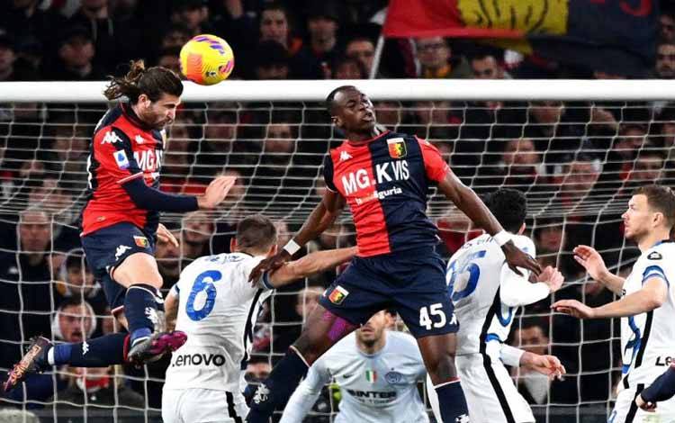 Genoa Tundukkan Torino 1-0 Meski dengan 10 Pemain