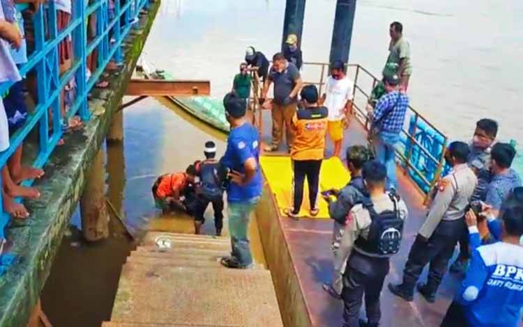 Jasad Mengapung di Sungai Kahayan
