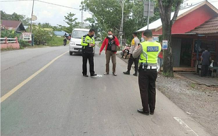 Truk Fuso dan Sepeda Motor Terlibat Kecelakaan di Anjir Kapuas, Pasutri Tewas