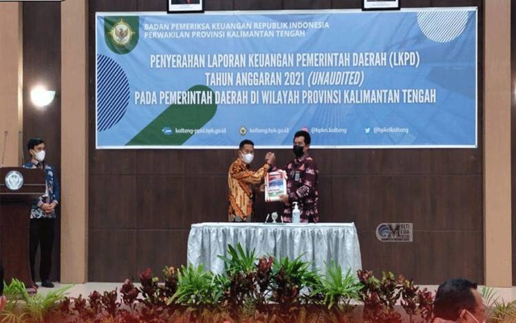 Pemkab Mura Serahkan LKPD ke BPK RI