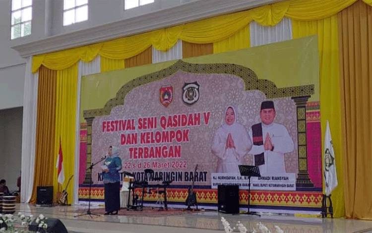 Bupati Kobar Buka Festival Seni Qasidah V dan Lomba Kelompok Terbangan