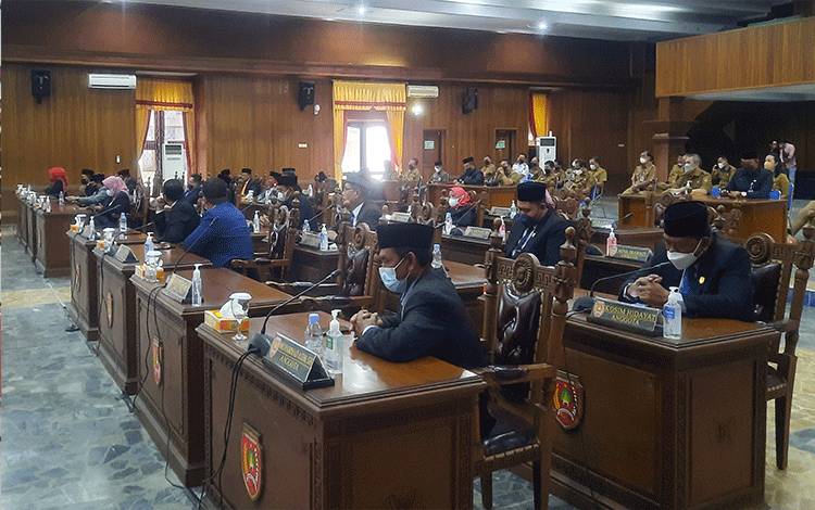 Pembahasan Alat Kelengkapan DPRD Kobar Diwarnai Interupsi, Wakil Ketua Komisi C Kosong