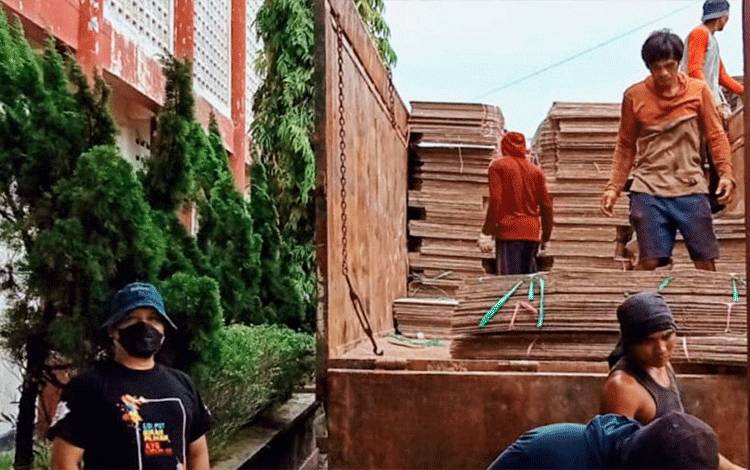 Pembeli Barang Eks Logistik Pemilu Harus Hancurkan Surat Suara