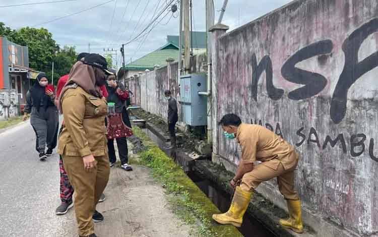 Wakil Bupati Kotim Minta Masyarakat Sampit Giatkan Gotong Royong