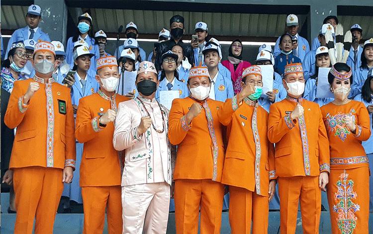 Hadiri Upacara Hari Jadi Kapuas, Ini Harapan Ketua DPRD Kapuas
