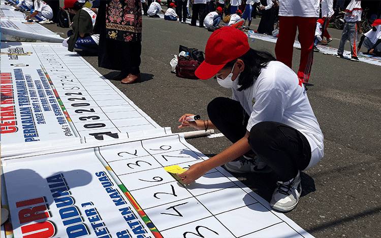 Motivasi Peserta Didik di Kapuas Gemari Matematika Lewat Cetak Rekor Muri