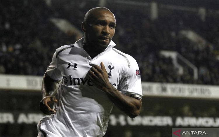Eks Tottenham dan Timnas Inggris Jermain Defoe Gantung Sepatu