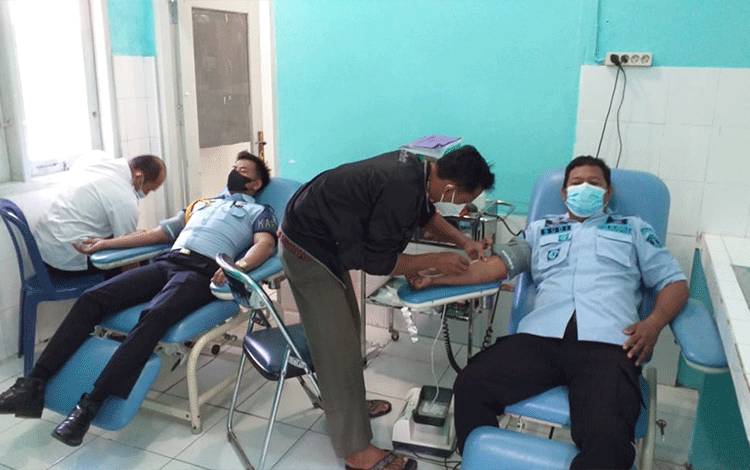 Lapas Sukamara Gelar Donor Darah Peringati Hari Bakti Permasyarakat ke-58